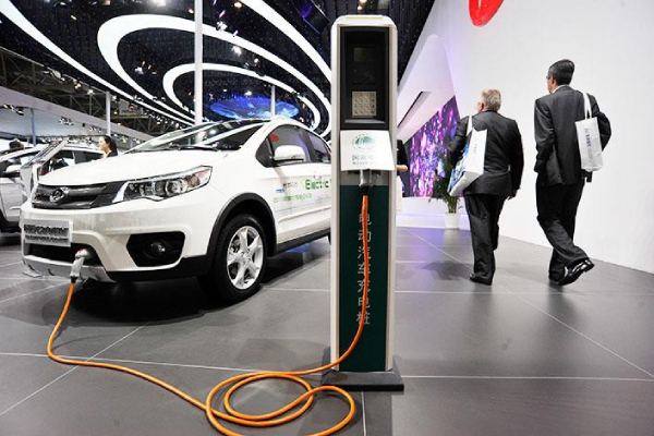 ประเทศจีนมียอดขายรถพลังงานไฟฟ้ามากกว่ายอดขายจากประเทศอื่นทั่วโลกรวมกัน