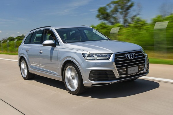 Audi Q7 ก็ถูกนำมาจัดโปรโมชั่นด้วยเช่นกันสำหรับตลาดรถในประเทศไทย 