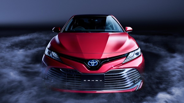 Toyota เจาะทุกกลุ่มตลาดรถ คว้าอันดับหนึ่งค่ายรถขายดีไปครองแบบไม่ต้องสงสัย