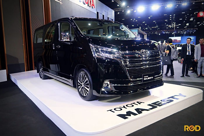 All-new Toyota Majesty 2019 รถหรู 11 ที่นั่ง เปิดตัวแล้วด้วยราคาเริ่มต้น 1,709,000 บาท