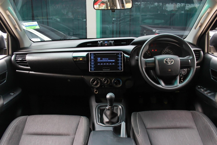 รถกระบะ Toyota Hilux Revo มือสอง รุ่น Double Cab ปี 2018
