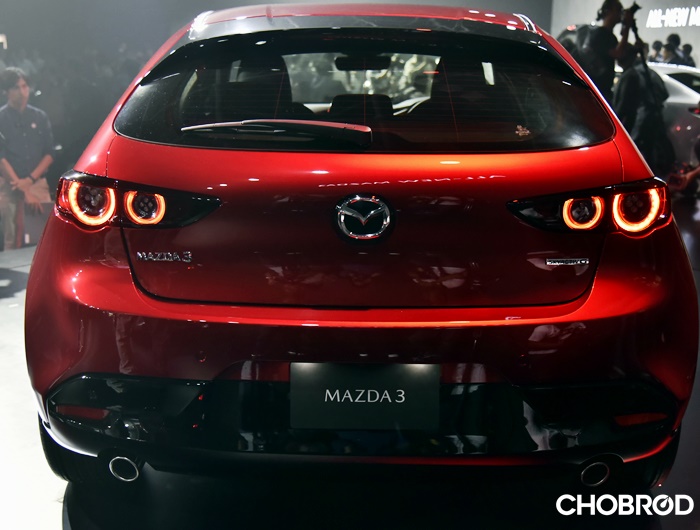 ด้านหลังของ Mazda 3 2019 ตัวถัง Fastback
