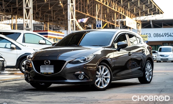 ตลาดรถรถซีดานมือสอง Mazda3 2014