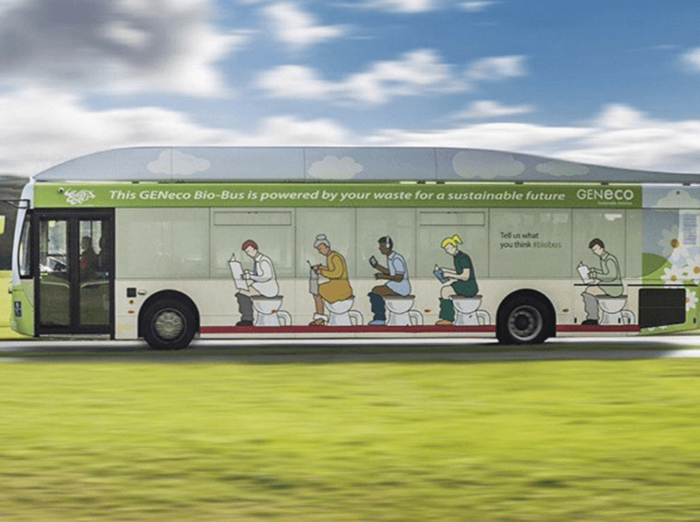 รถ Bio-bus ที่ออกแบบให้เห็นอย่างชัดเจน ว่ามาจากพลังงานอุนจิของคน 5 คน