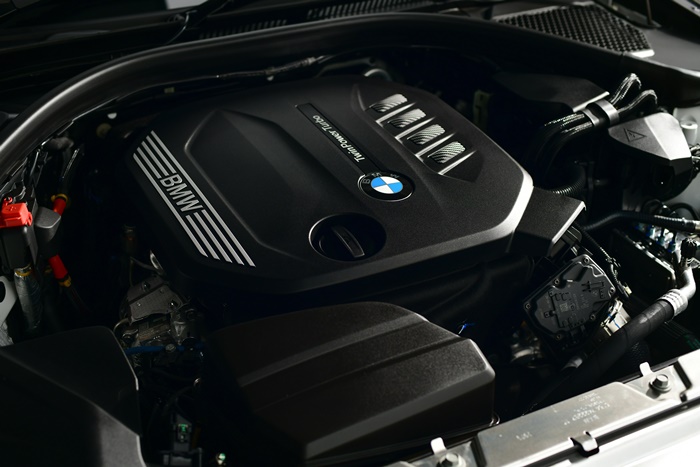 ​เครื่องยนต์ดีเซล 4 สูบ BMW TwinPower Turbo