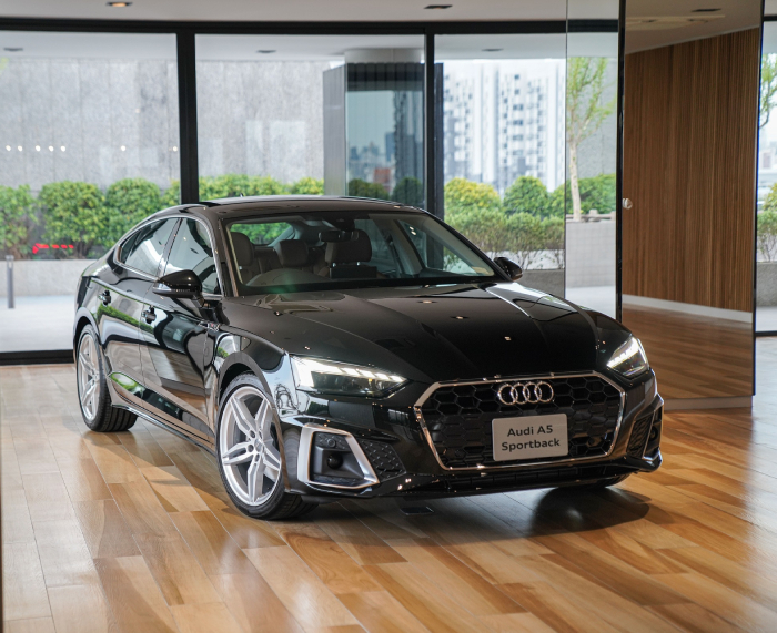 Audi A5 ไมเนอร์เชนจ์ใหม่ ราคาเริ่มต้น 2.699 ล้านบาท ทั้งแบบ 2 หรือ 4 ประตู