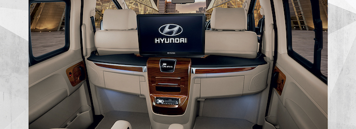 ห้องโดยสาร Hyundai Starex 2020