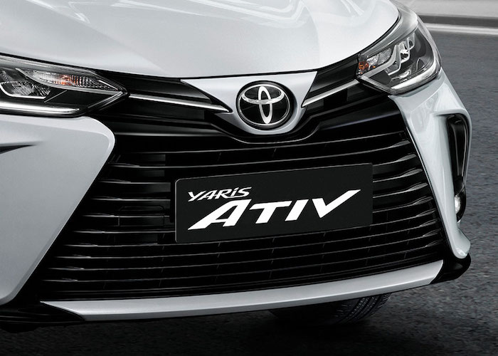 รีวิวภายนอก Toyota Yaris Ative