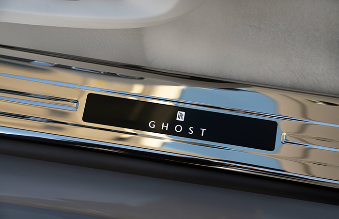 Rolls-Royce Ghost 2021 ราคา