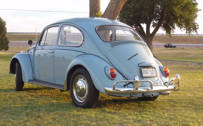 เลือกรถตามราศีกรกฎ Volkswagen Beetle
