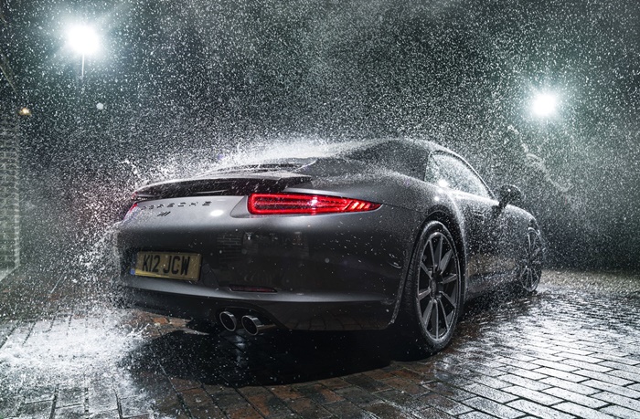 เช็กยางรถยนต์ ดูแลรถหน้าฝน