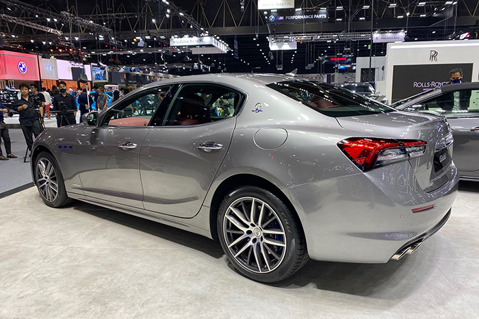 Maserati Ghibli Hybrid 2021 ราคา