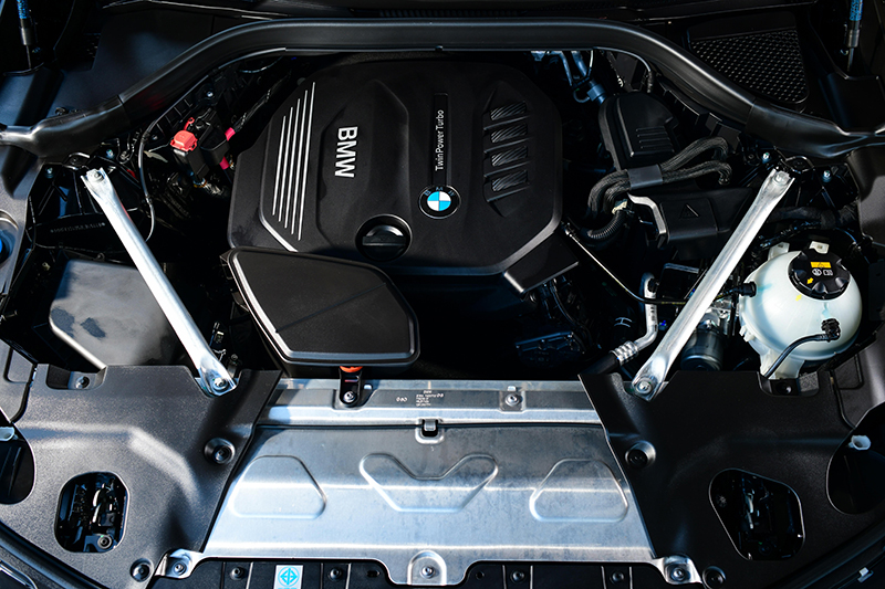 ​​BMW X3 เรคื่องยนต์
