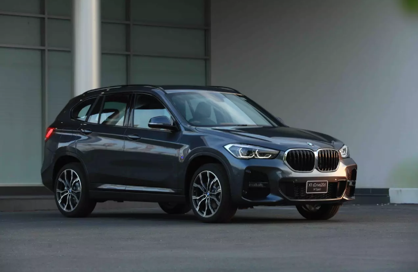 BMW X1 รุ่นใหม่ล่าสุด BMW X1 รุ่นใหม่ล่าสุด