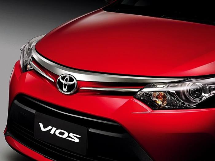 มุมมองด้านหน้า Toyota Vios 2013 มุมมองด้านหน้า Toyota Vios 2013