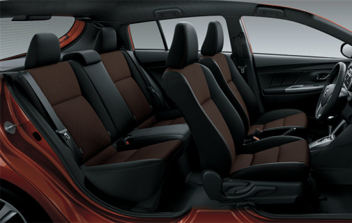 ภายใน Toyota Yaris TRD Sportivo 2015 ภายใน Toyota Yaris TRD Sportivo 2015