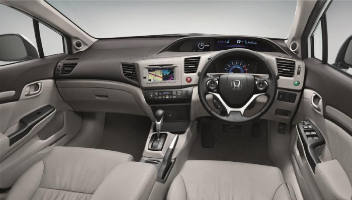 การออกแบบภายในของ Honda Civic 2013