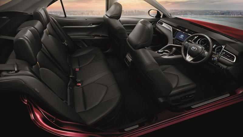 ห้องโดยสารของ Toyota Camry 2020 ห้องโดยสารของ Toyota Camry 2020