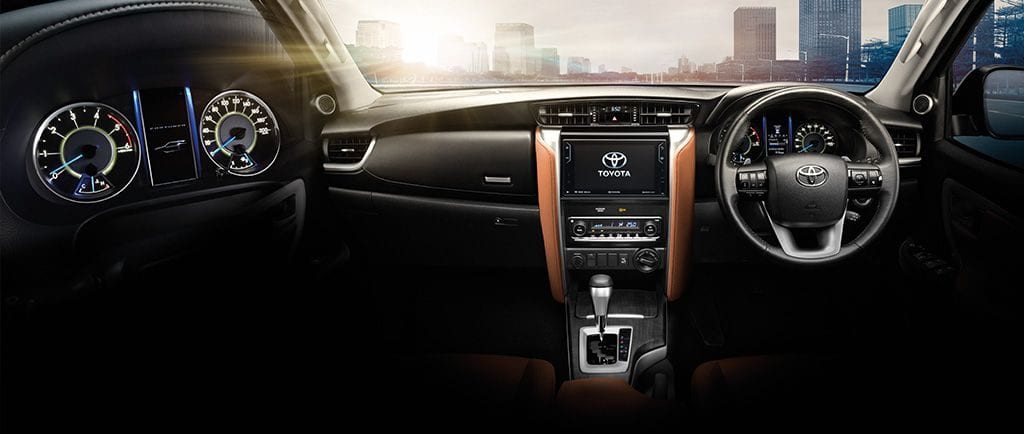 ภายใน Toyota Fortuner 2019