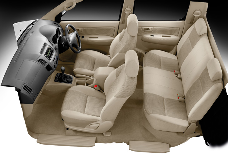 ภายในรถยนต์ของ Toyota Hilux Vigo 2010 ภายในรถยนต์ของ Toyota Hilux Vigo 2010