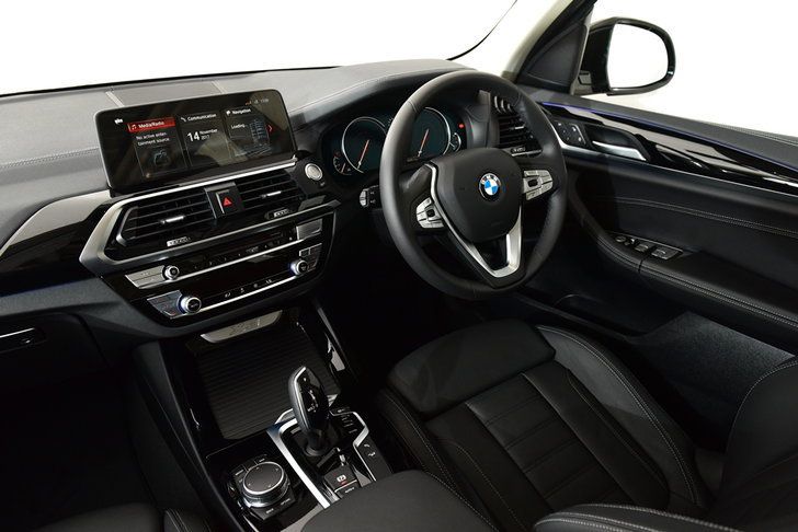 ภายในห้องโดยสาร BMW X3 xDrive 20d xLine 2018