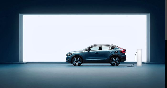 Volvo C40 Recharge 2021 เปิดตัวพลังไฟฟ้าล้วนรุ่นแรกของค่าย งามโดดเด่น