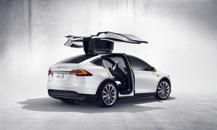 ภายนอก Tesla Model X