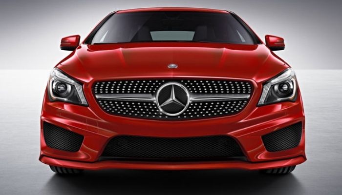 ภายนอก Mercedes Benz CLA180 ภายนอก Mercedes Benz CLA180
