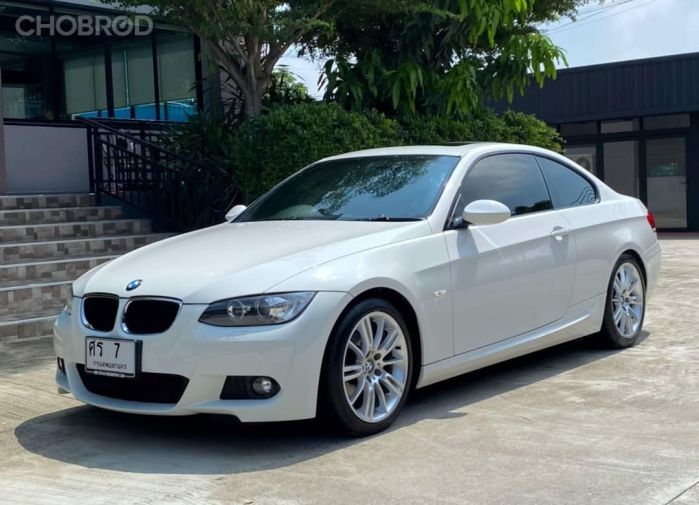 ภายนอก BMW 320Ci ภายนอก BMW 320Ci
