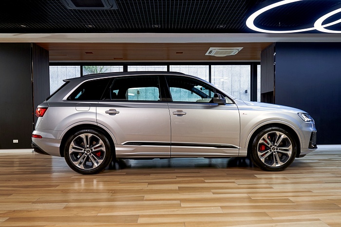 Audi Q7 ปี 2022 
