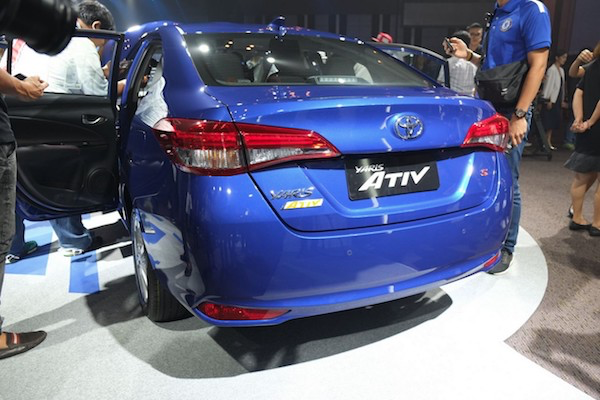 Toyota Yaris Ativ 2017
