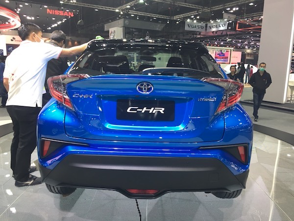 มีสีมาให้เลือกทั้งหมด 6 สีด้วยกันสำหรับ Toyota C-HR