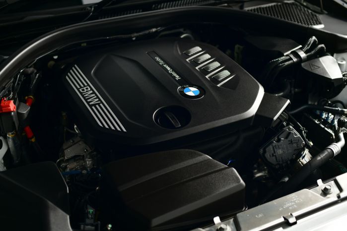 เครื่องยนต์ BMW 320d 2021