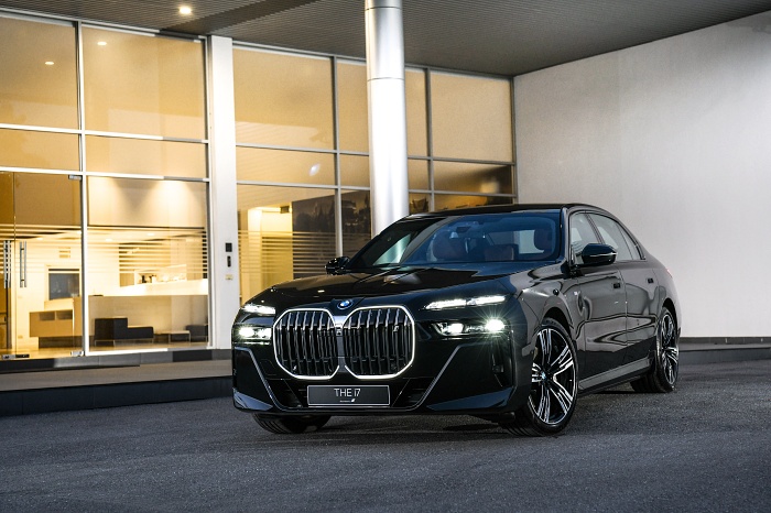 BMW i7 ปี 2023 