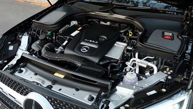 เครื่องยนต์ Mercedes-Benz GLC 300e