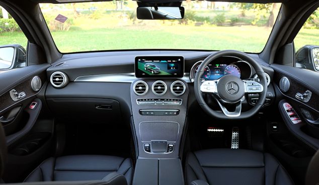 ​ภายใน Mercedes-Benz GLC 300e
