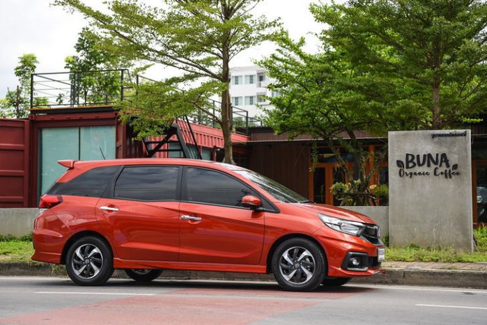 ภายนอก Honda Mobilio 2017