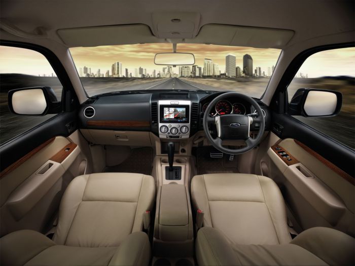 ​ภายใน Ford everest 2015
