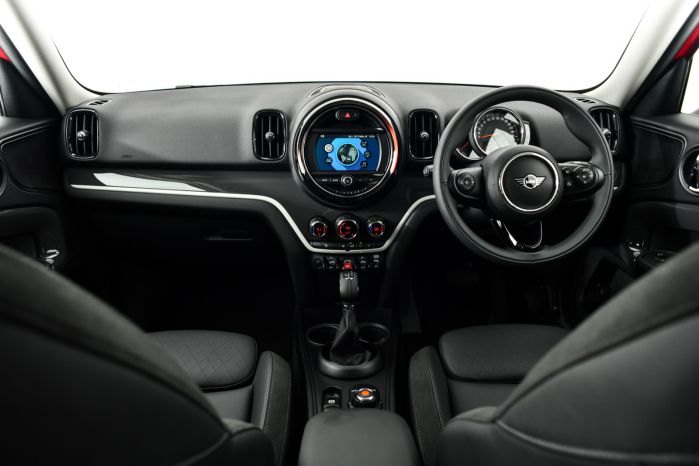 ภายใน Mini cooper countryman 2019