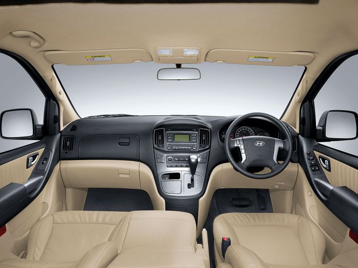 ภายใน Hyundai H-1 2016