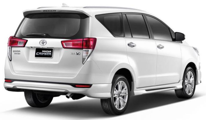 Toyota Innova 2017 ด้านท้าย 