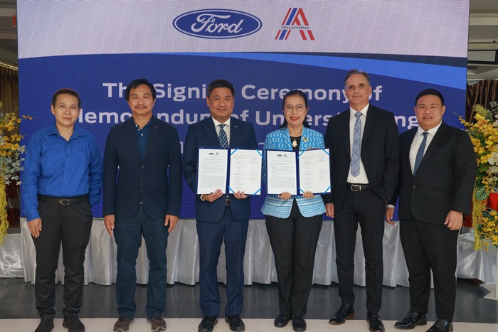 Ford มอบทุนการศึกษาโครงการ “เปลี่ยนความรู้...สู่อาชีพ” พัฒนาภาคอุตสาหกรรมยานยนต์