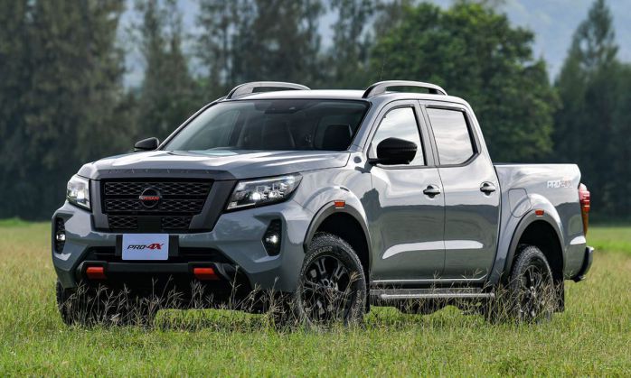 ภายนอกของ Nissan Navara 2022