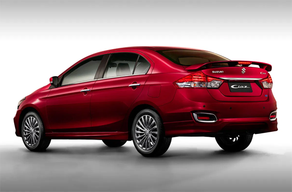 ​ด้านหลัง Suzuki Ciaz 2022