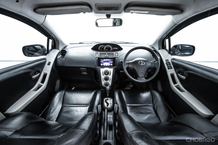 Toyota YARIS 2006 มือสอง Toyota YARIS 2006 มือสอง