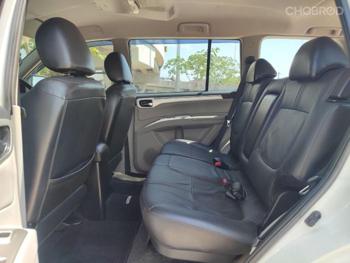 ​ดีไซน์ภายในของปาเจโร่ 2013