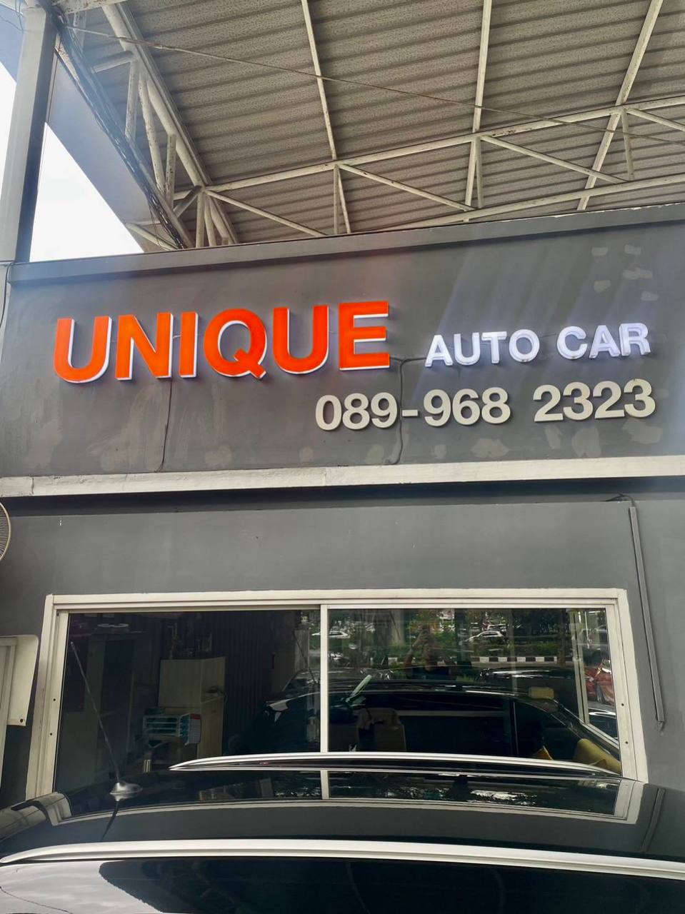 UNIQUE AUTO CAR