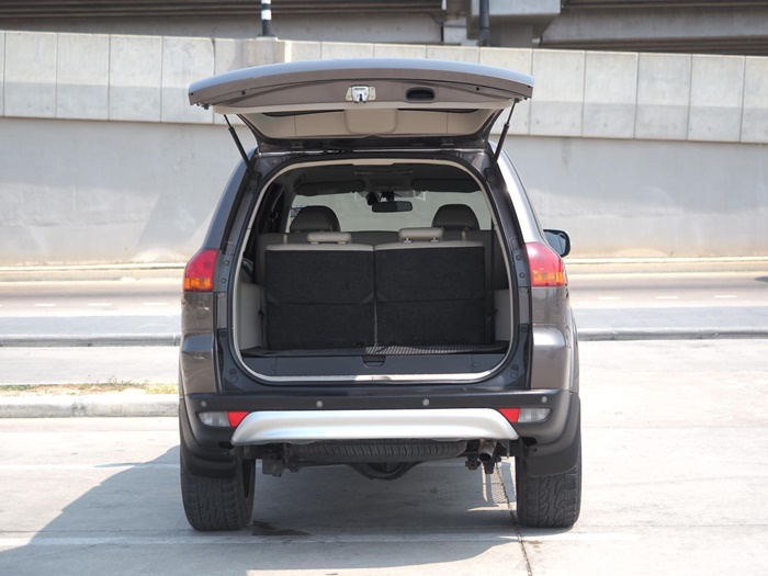 Mitsubishi Pajero Sport 2011