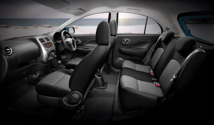 ทุกรุ่นย่อยมาพร้อมเบาะนั่งที่ถูกหุ้มด้วยผ้า