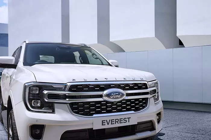 Ford Everest ปี 2024 เครื่องดีเซล 3.0 V6 รุ่น Platinum